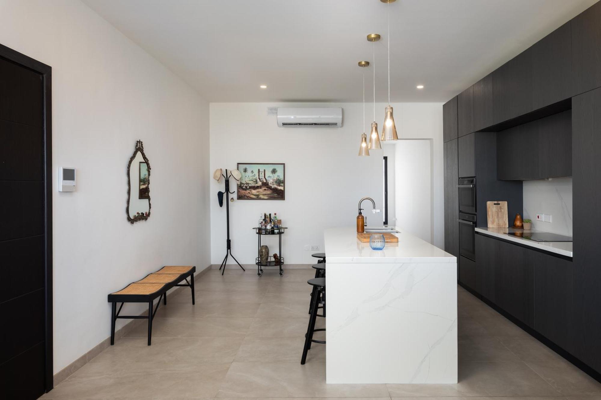 Modern 1Br Spacious Apartment With Terrace - Close To St Thomas Bay Marsaskala Eksteriør billede