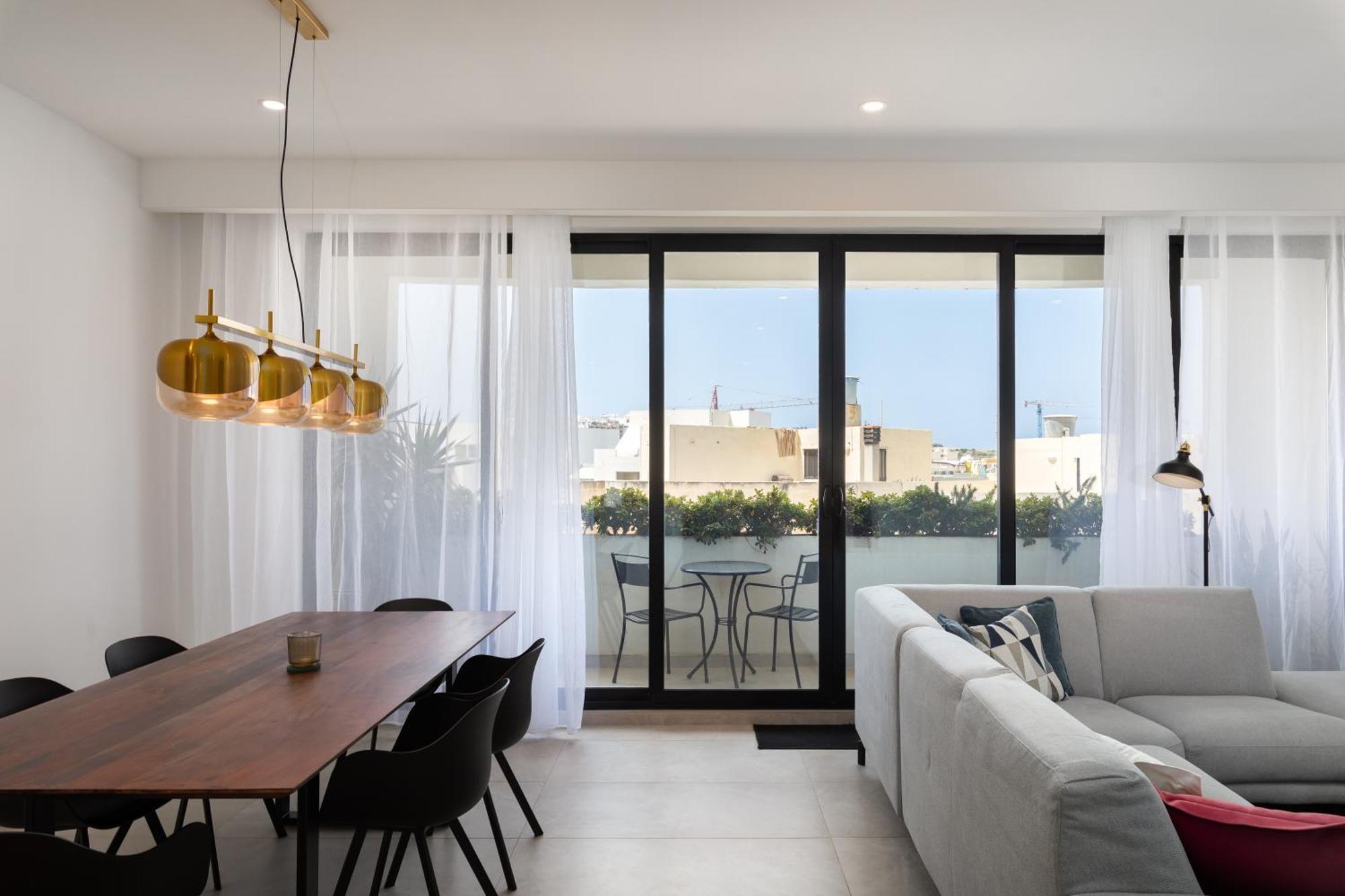 Modern 1Br Spacious Apartment With Terrace - Close To St Thomas Bay Marsaskala Eksteriør billede