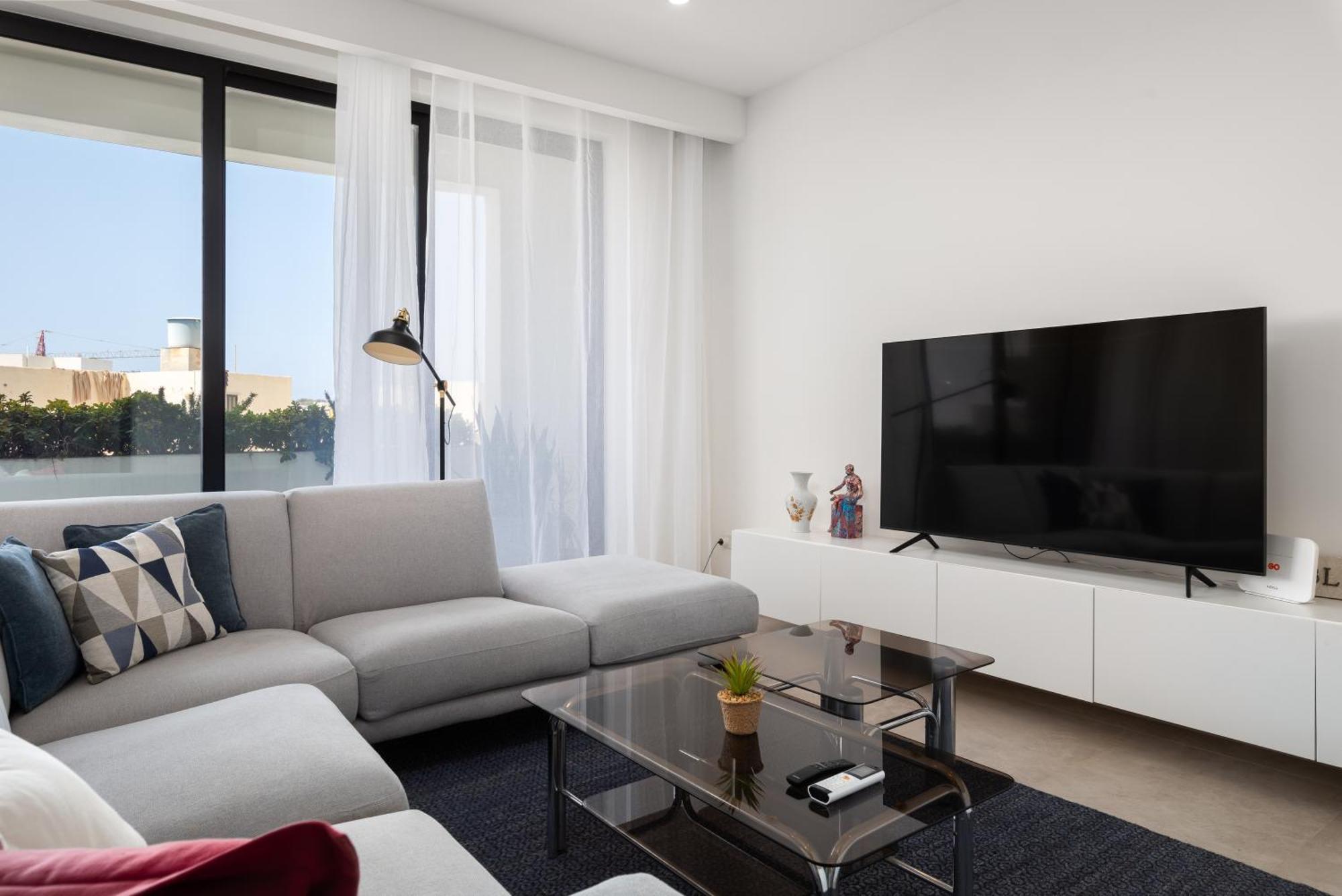Modern 1Br Spacious Apartment With Terrace - Close To St Thomas Bay Marsaskala Eksteriør billede